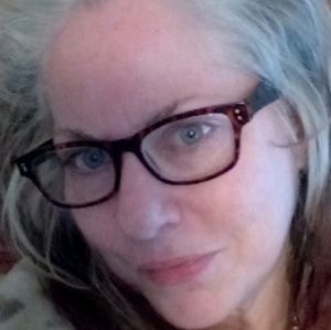 Meet your Posher, Justine